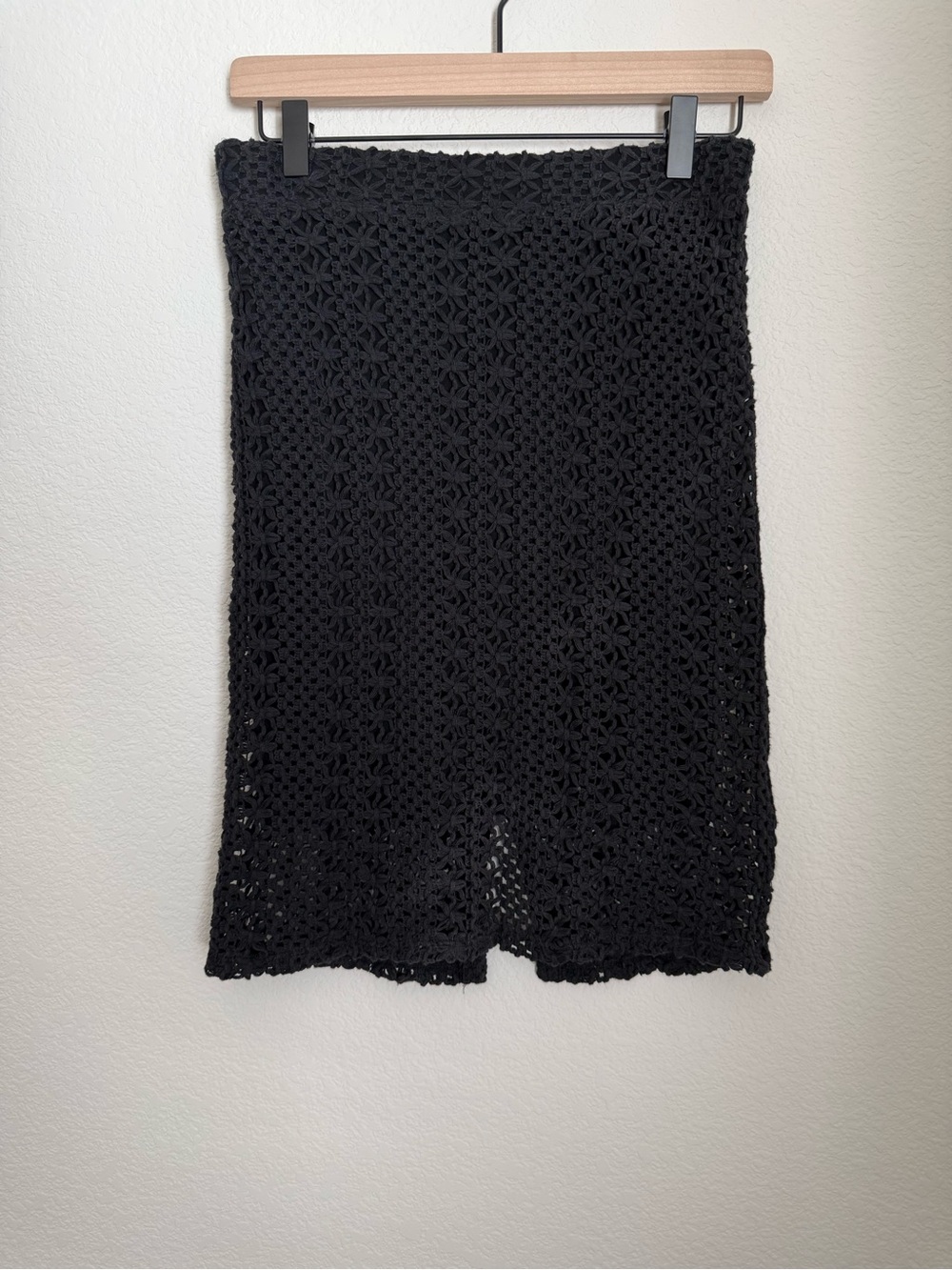 Free People | Women’s Body-Corps Black Crochet Knit Size 4 Midi Skirt